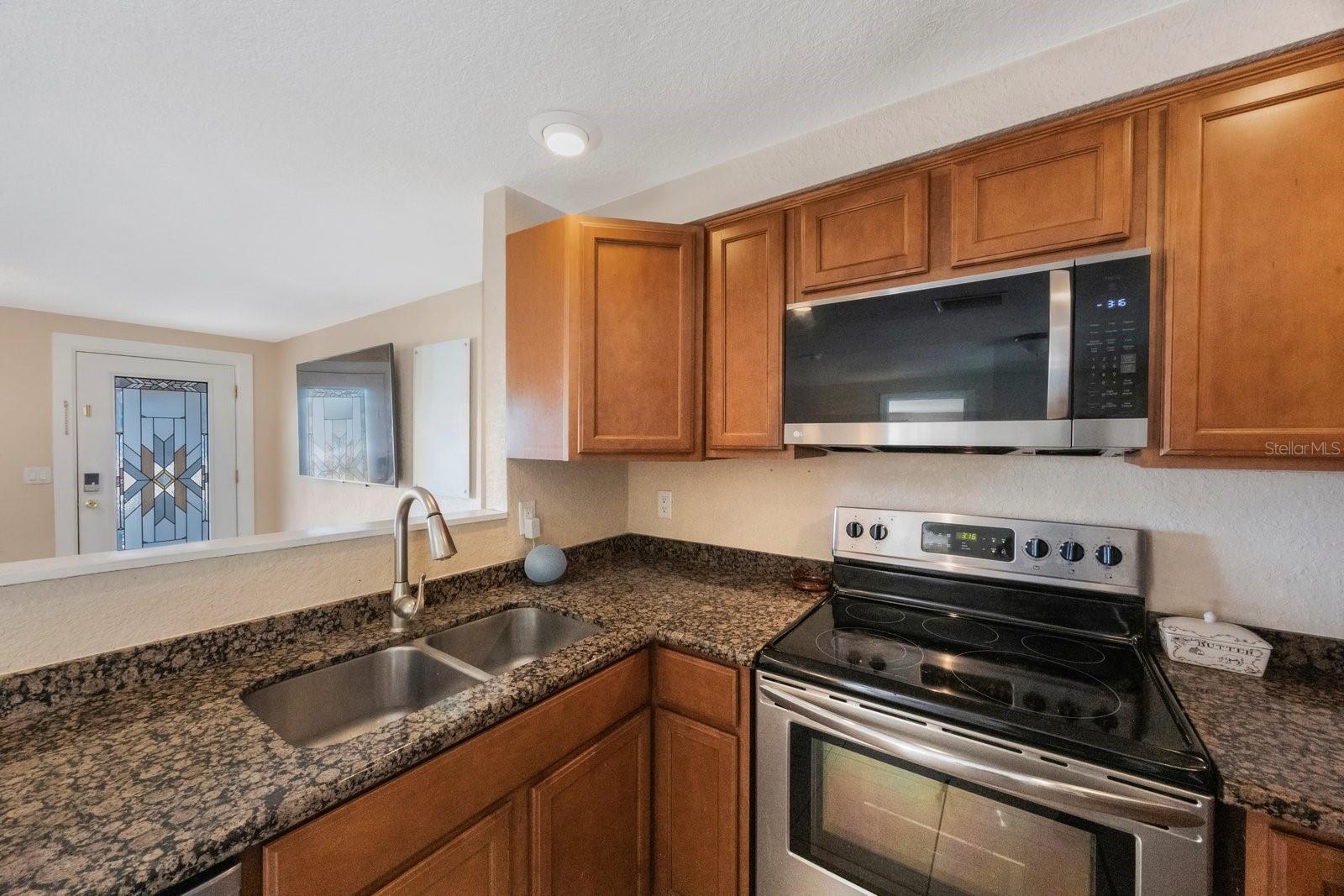 Image 11 of 42 For 1159 19th Avenue Sw