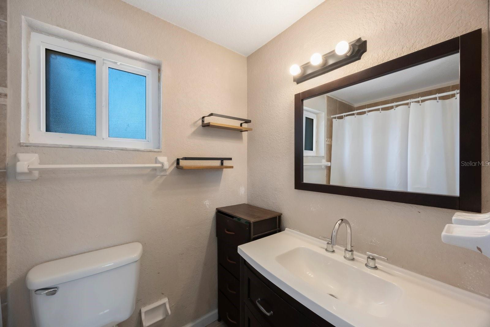 Image 15 of 42 For 1159 19th Avenue Sw