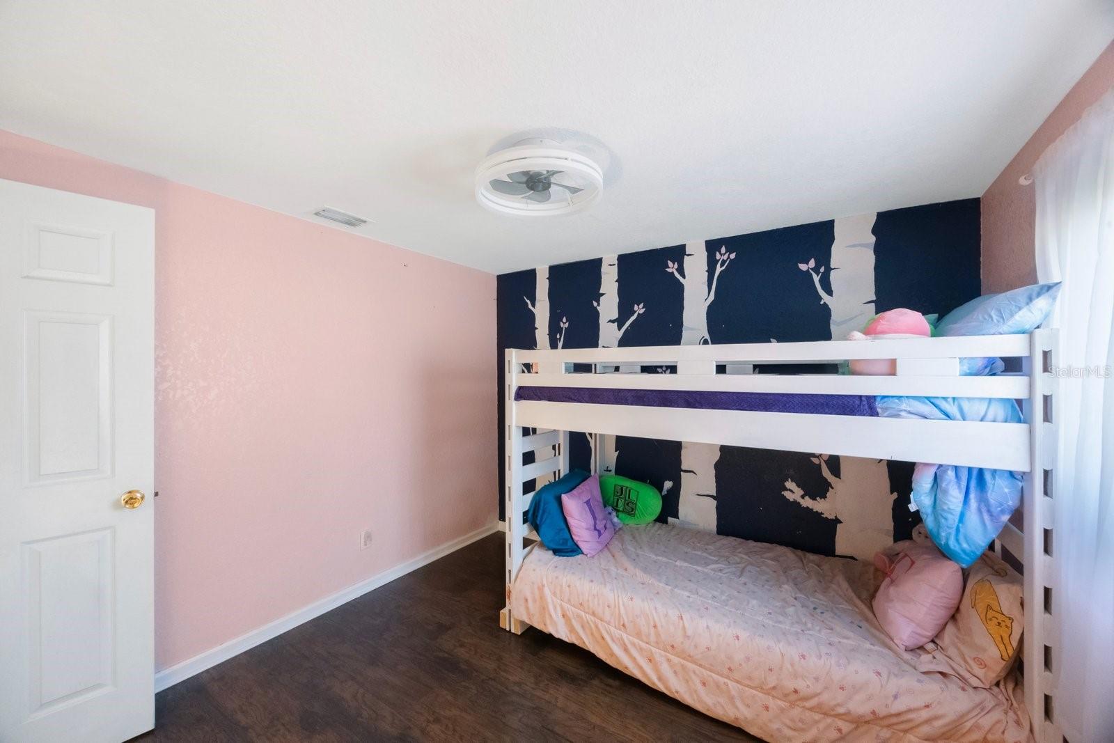 Image 21 of 42 For 1159 19th Avenue Sw