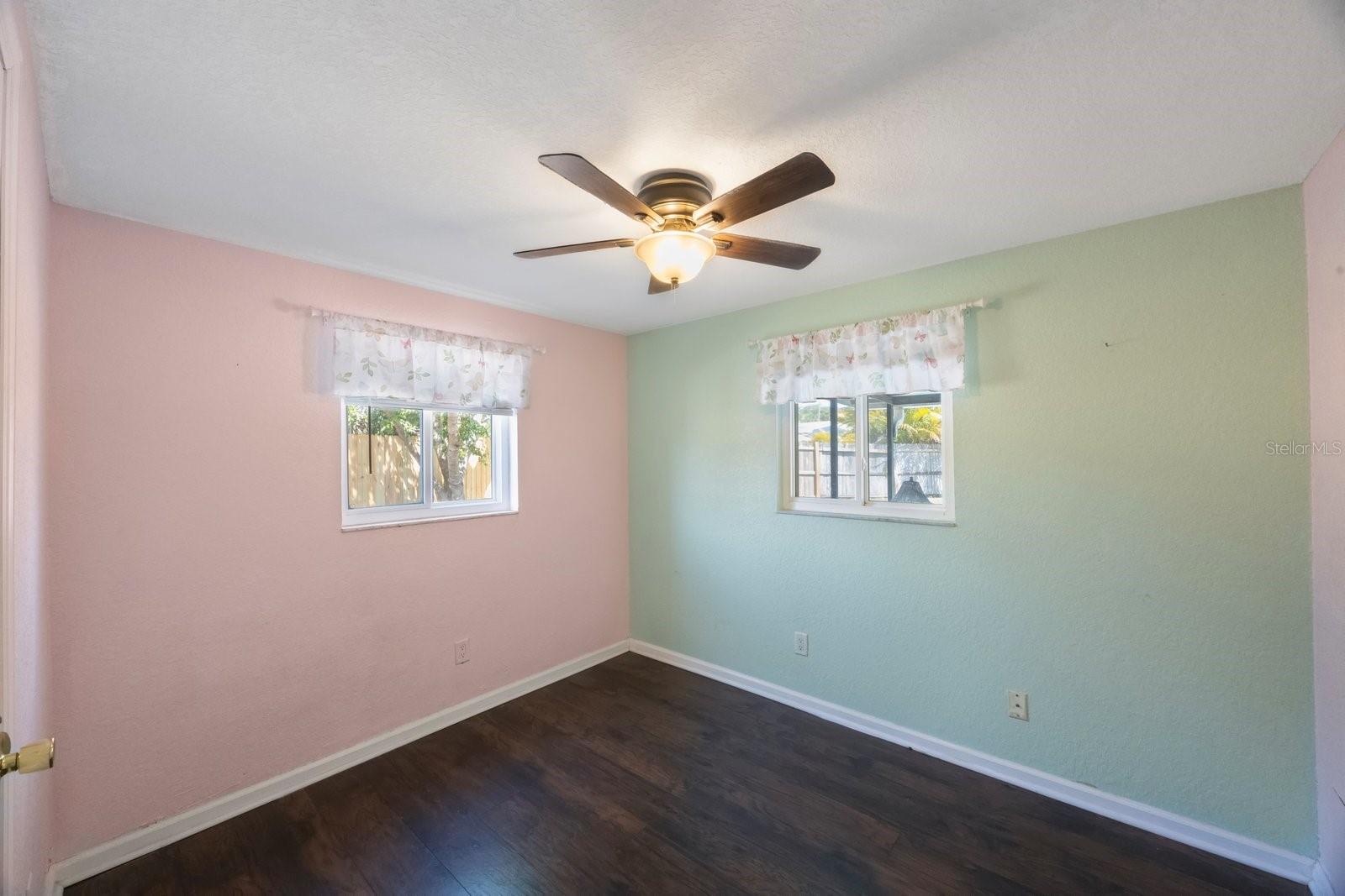 Image 23 of 42 For 1159 19th Avenue Sw