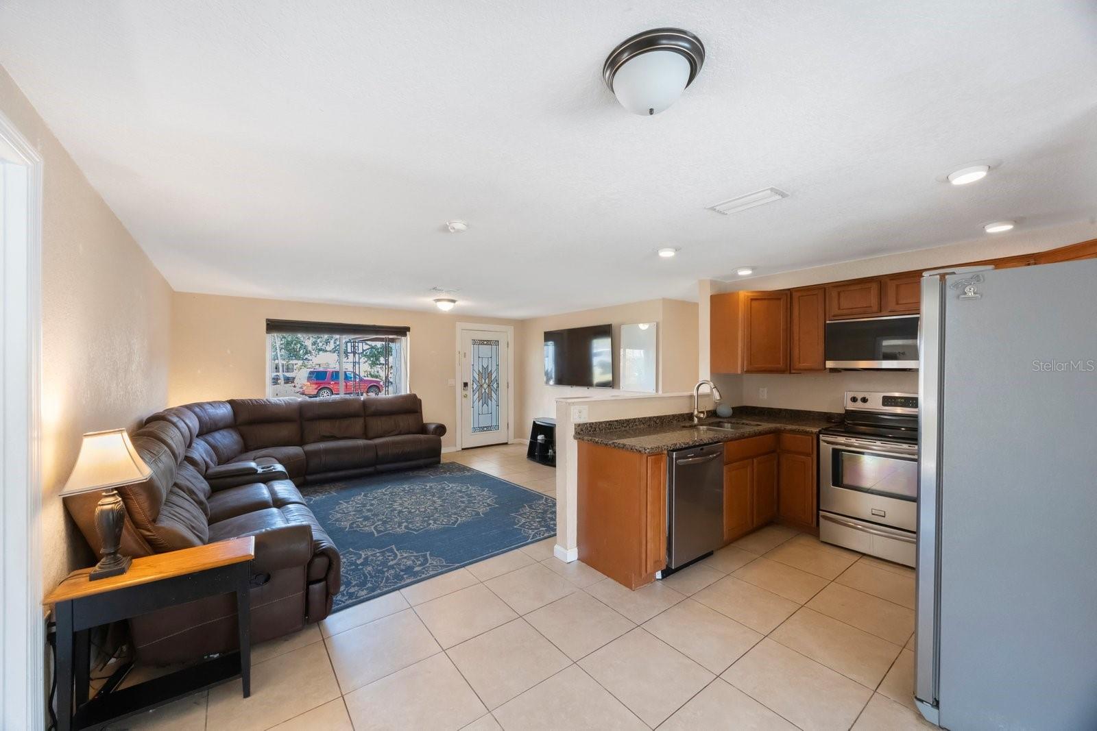 Image 8 of 42 For 1159 19th Avenue Sw