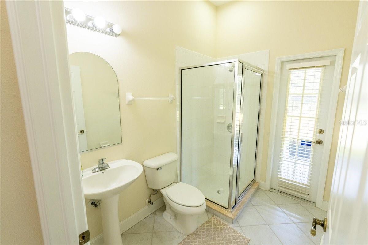 Image 22 of 61 For 16637 Ashton Green Dr