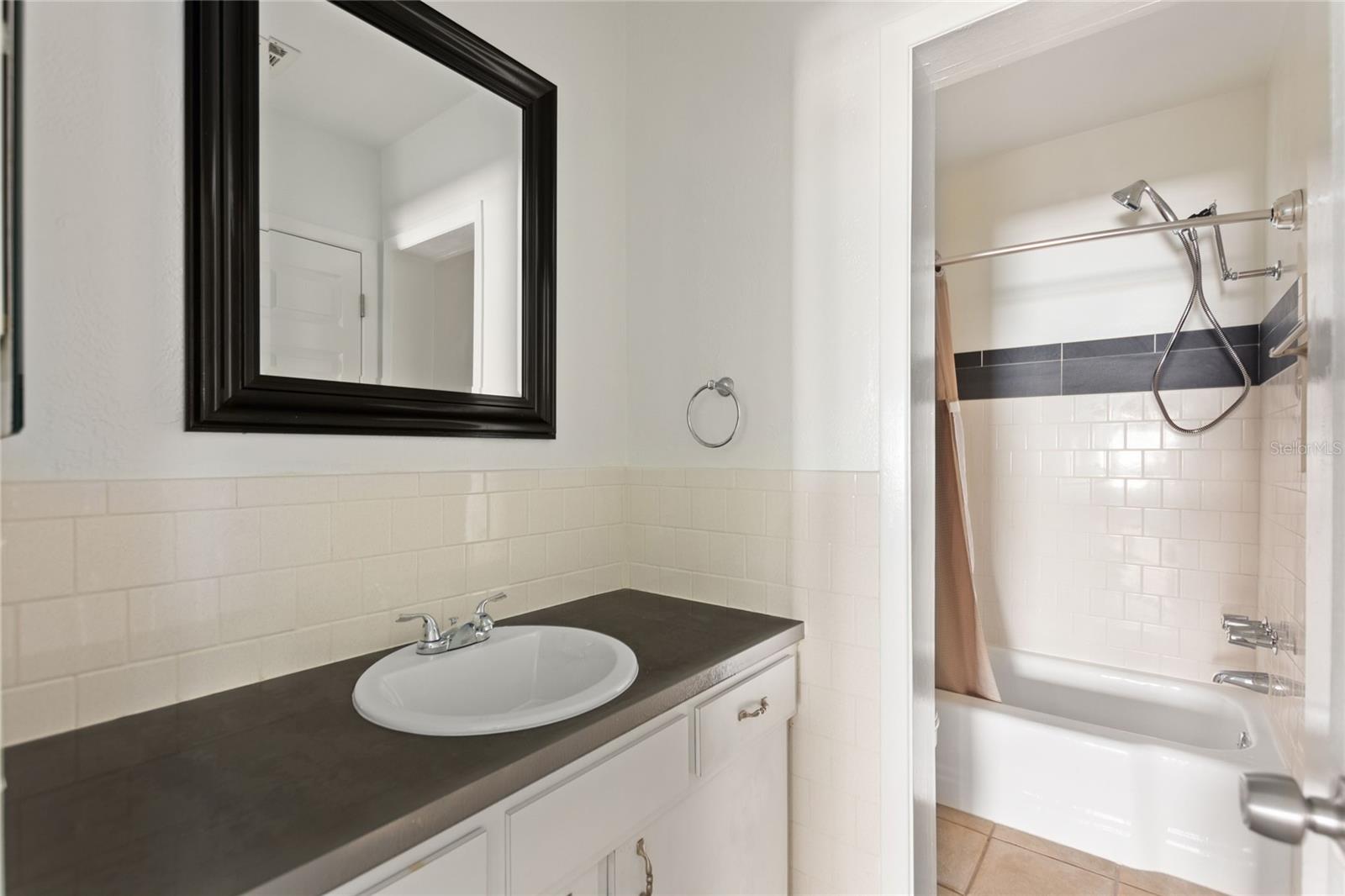 Image 14 of 19 For 3753 46th Avenue S 10