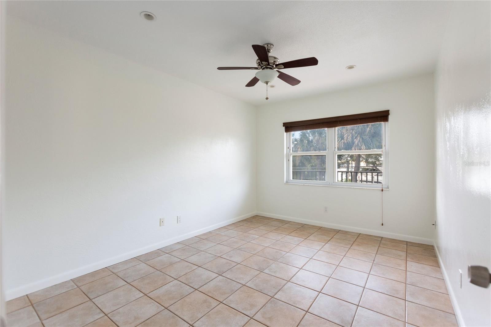 Image 17 of 19 For 3753 46th Avenue S 10