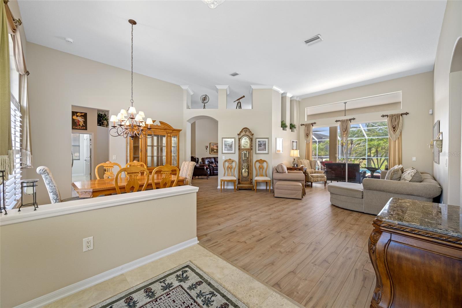 Image 6 of 47 For 6104 Cognac Circle