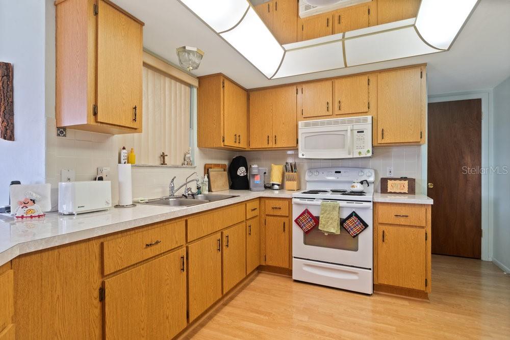 Image 21 of 41 For 7534 Culberson Drive