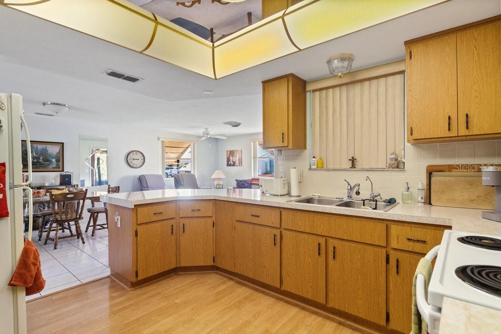 Image 22 of 41 For 7534 Culberson Drive