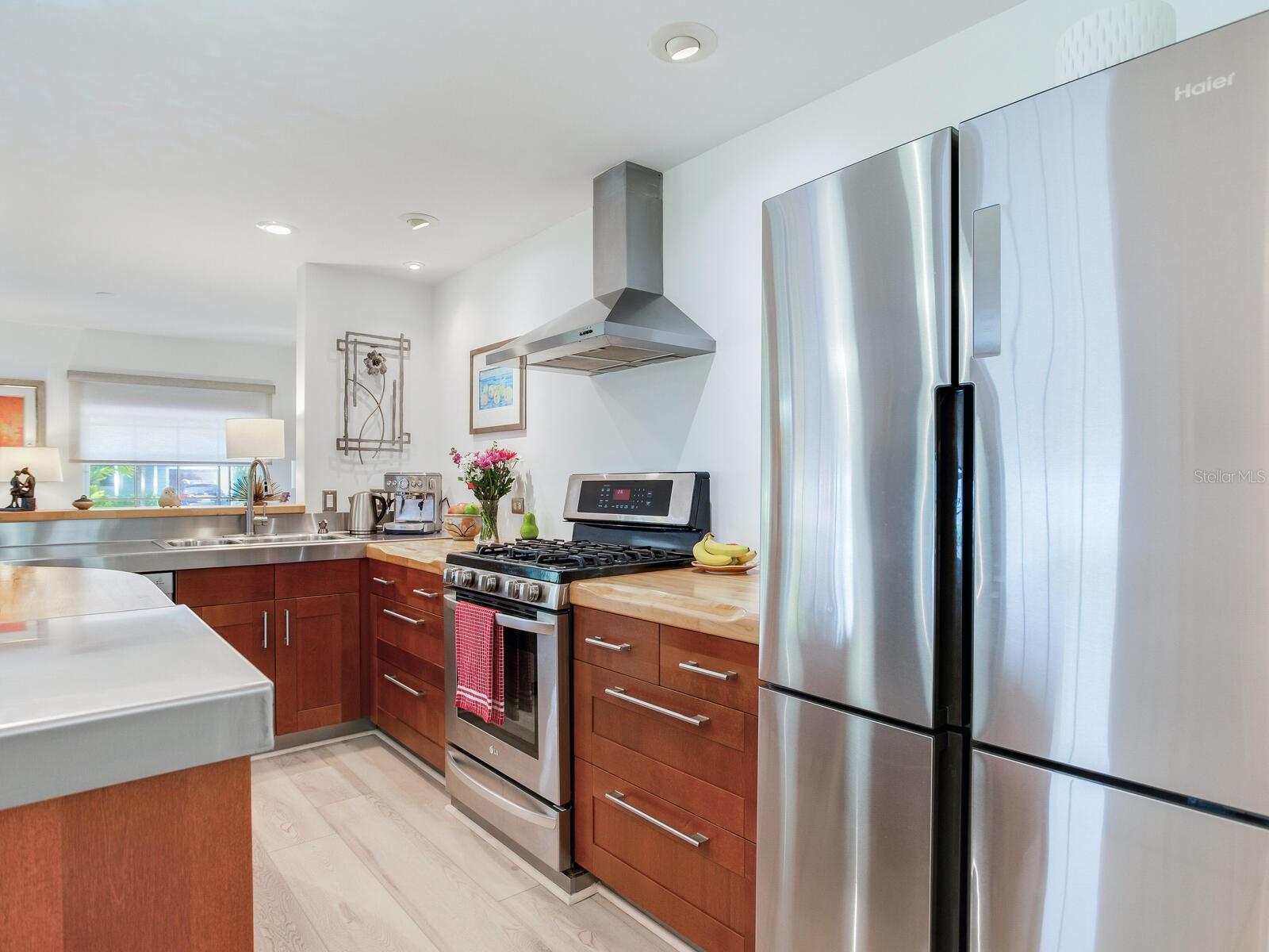 Image 6 of 36 For 246 22nd Avenue Ne