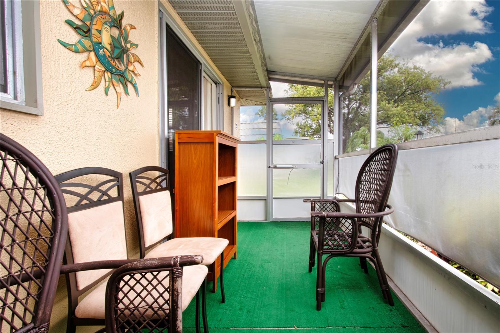 Image 16 of 70 For 201 Kings Boulevard 21