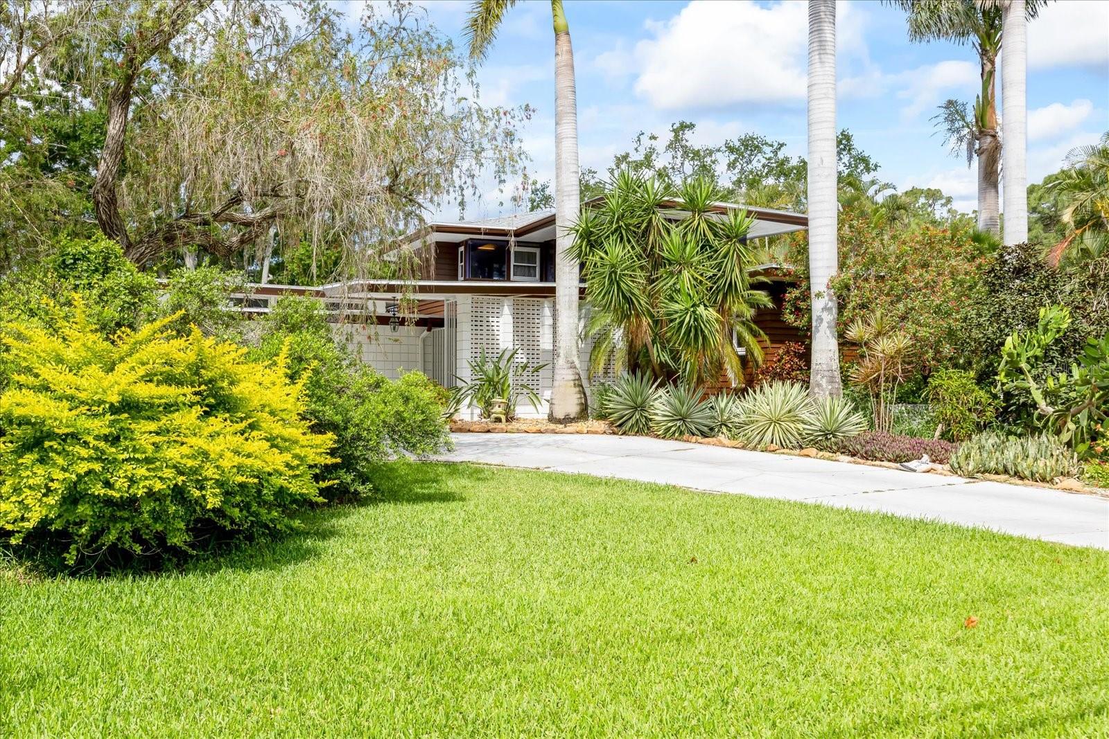 Details for 3130 Walnut Street Ne, ST PETERSBURG, FL 33704