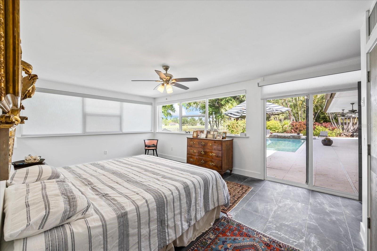 Listing photo id 52 for 3130 Walnut Street Ne