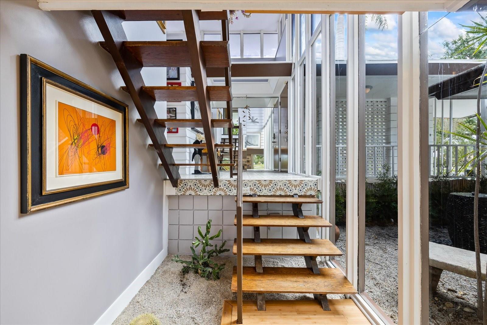 Listing photo id 7 for 3130 Walnut Street Ne