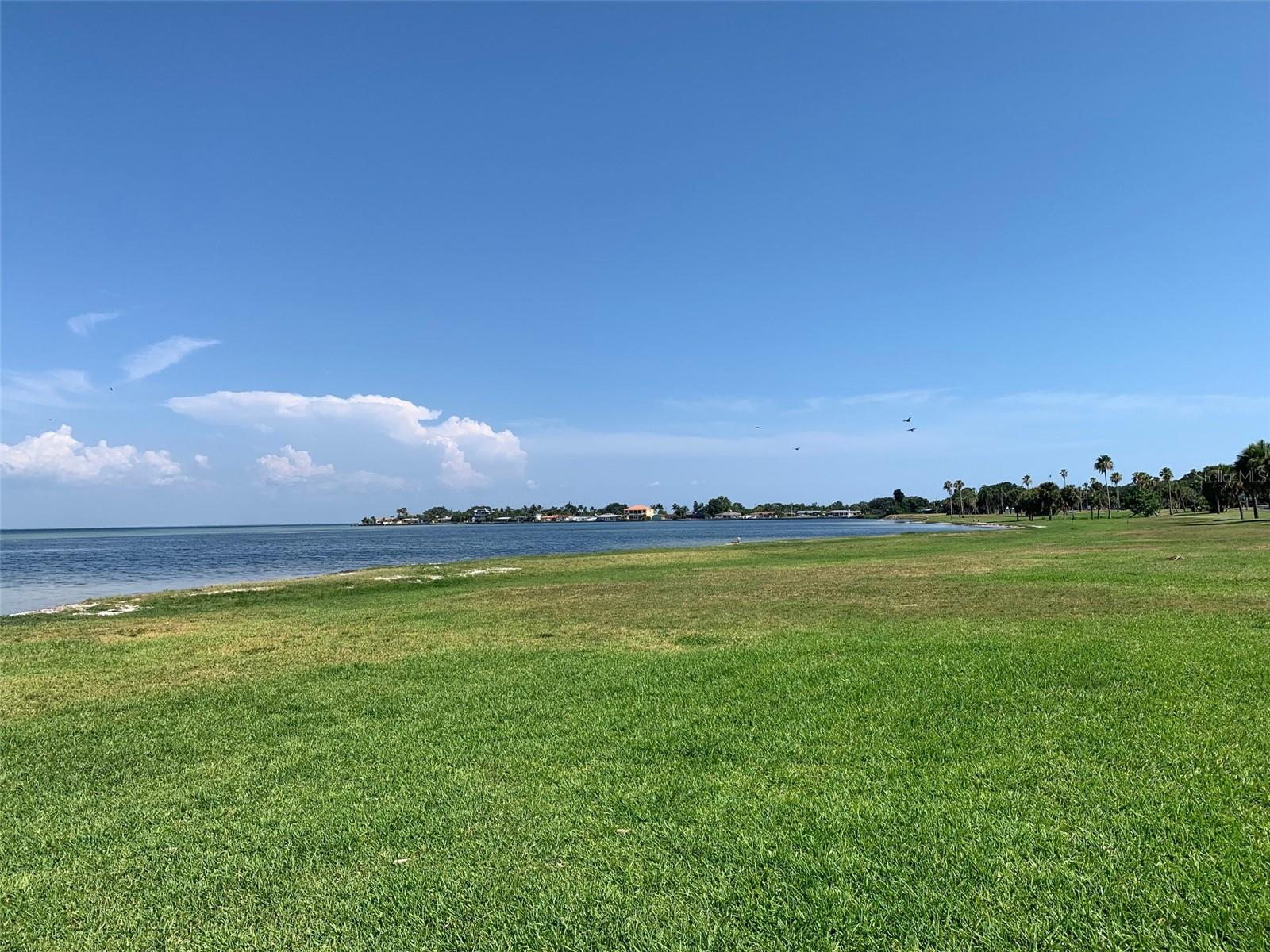 Image 2 of 26 For 1499 Beach Drive Se A