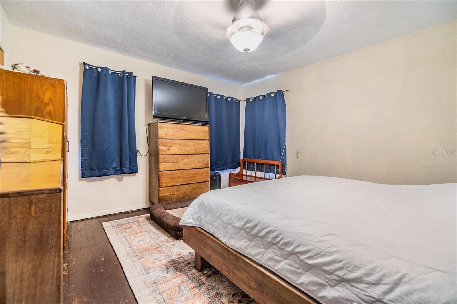 Image 14 of 60 For 5101 13th Avenue S