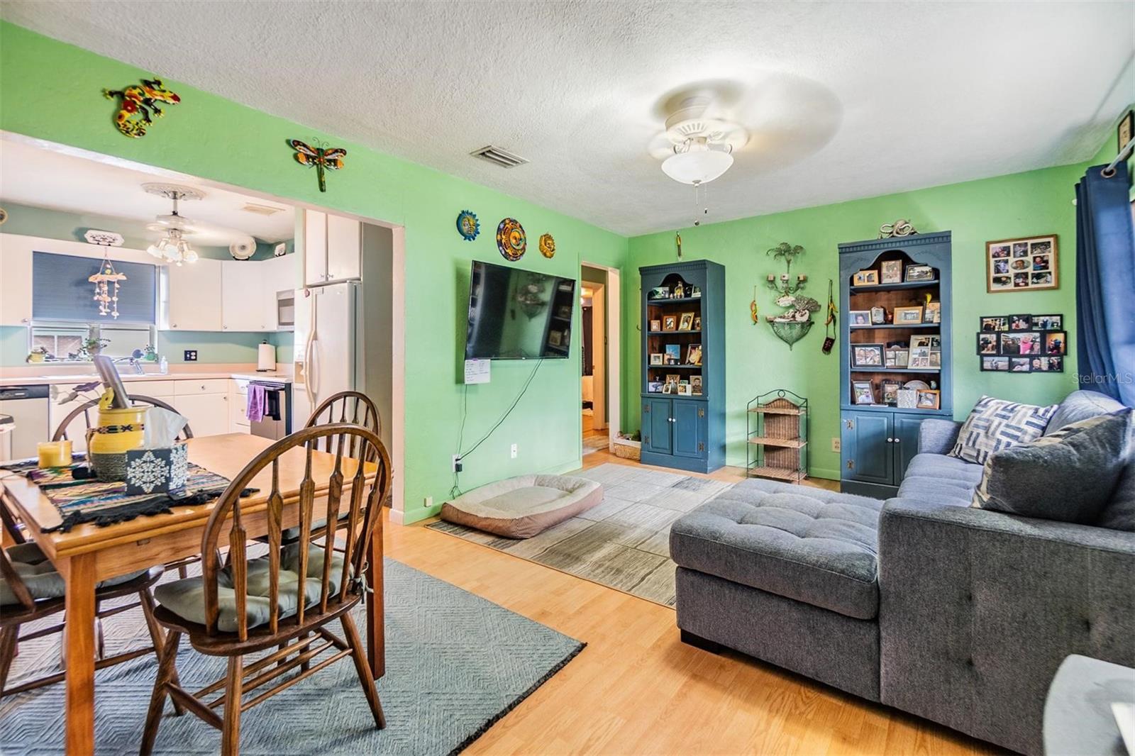 Image 3 of 60 For 5101 13th Avenue S