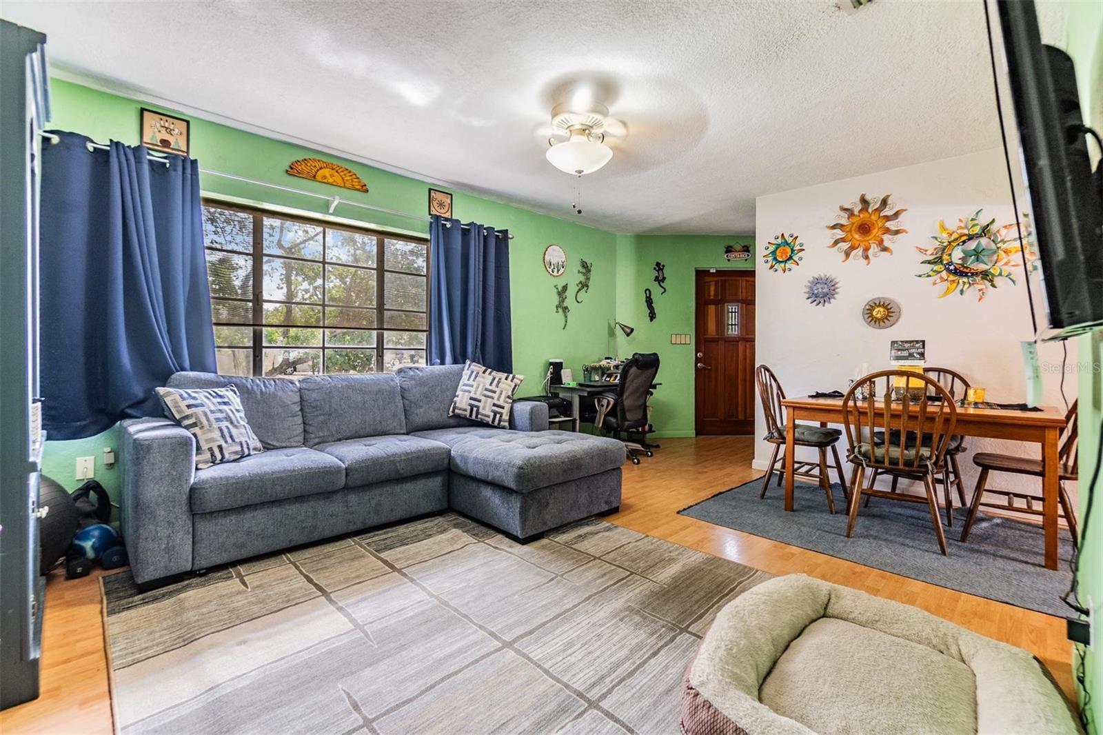 Image 4 of 60 For 5101 13th Avenue S