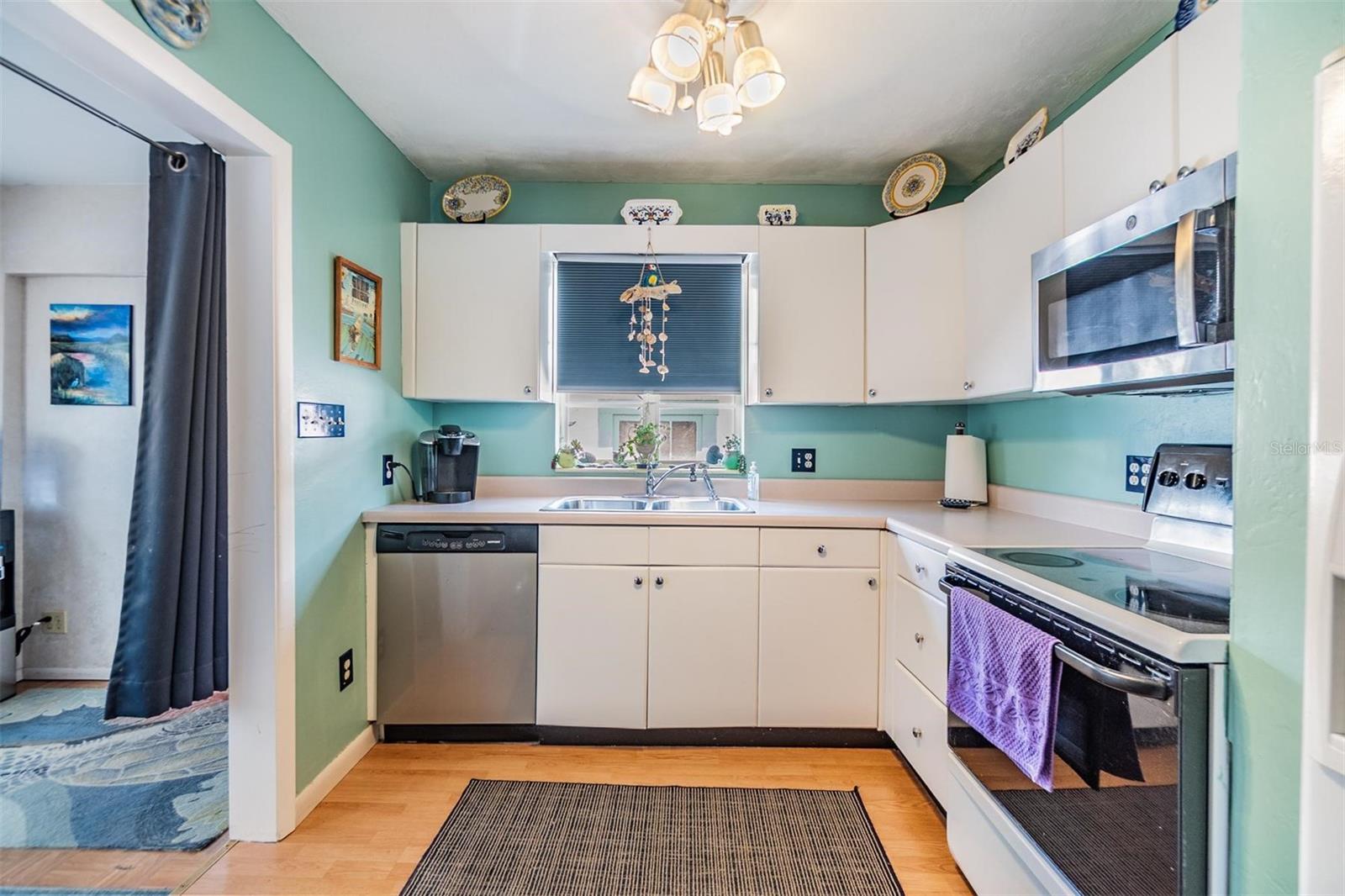 Image 6 of 60 For 5101 13th Avenue S
