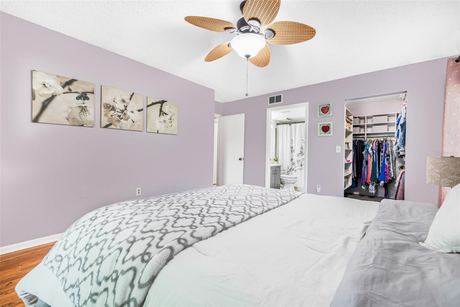 Image 11 of 33 For 1281 Pine Ridge Circle E H1