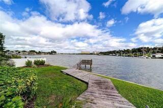 Listing photo id 0 for 502 Palm Drive