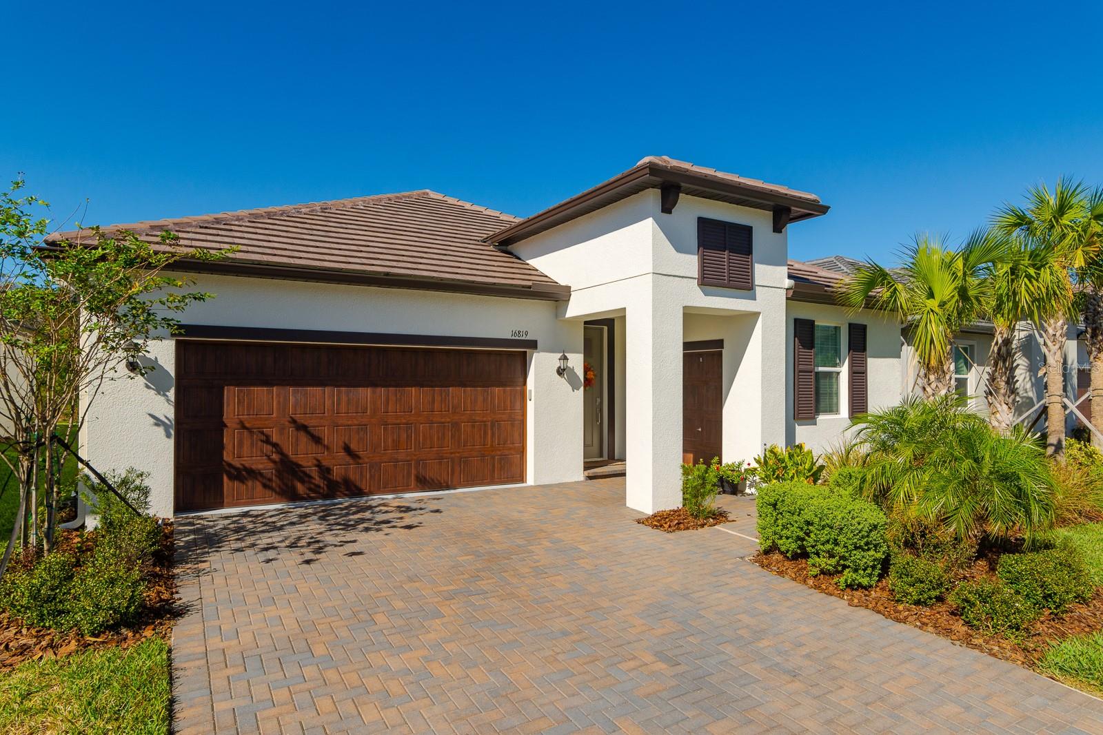 Image 2 of 44 For 16819 Shell Bay Drive
