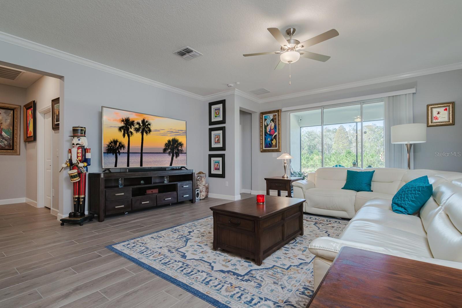 Image 28 of 44 For 16819 Shell Bay Drive