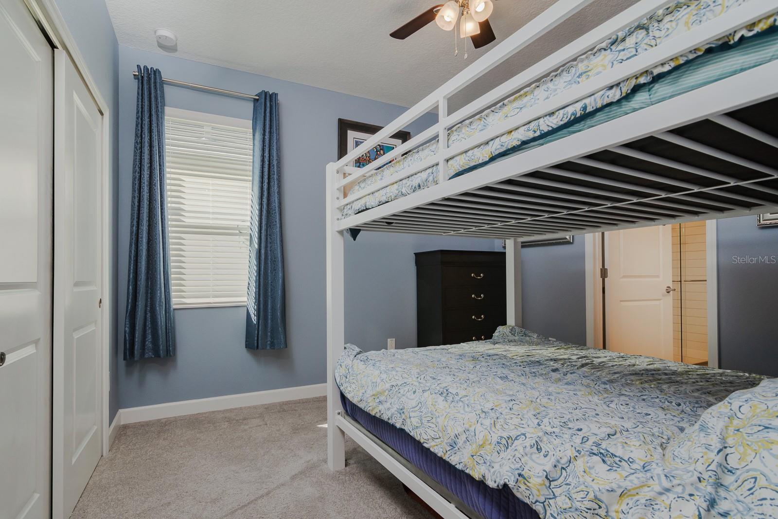 Image 40 of 44 For 16819 Shell Bay Drive