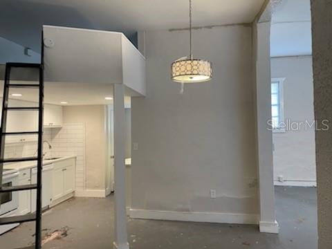 Image 2 of 48 For 2305 Texas Avenue 6