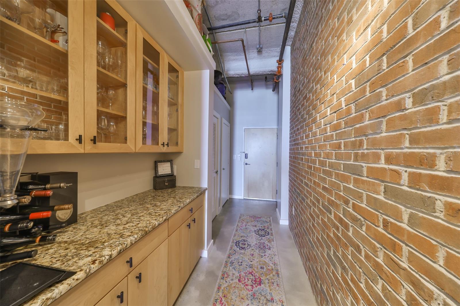 Image 10 of 36 For 175 2nd Street S 901