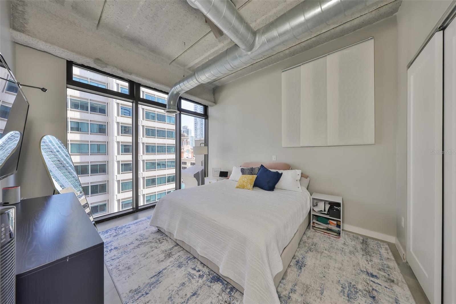 Image 22 of 36 For 175 2nd Street S 901