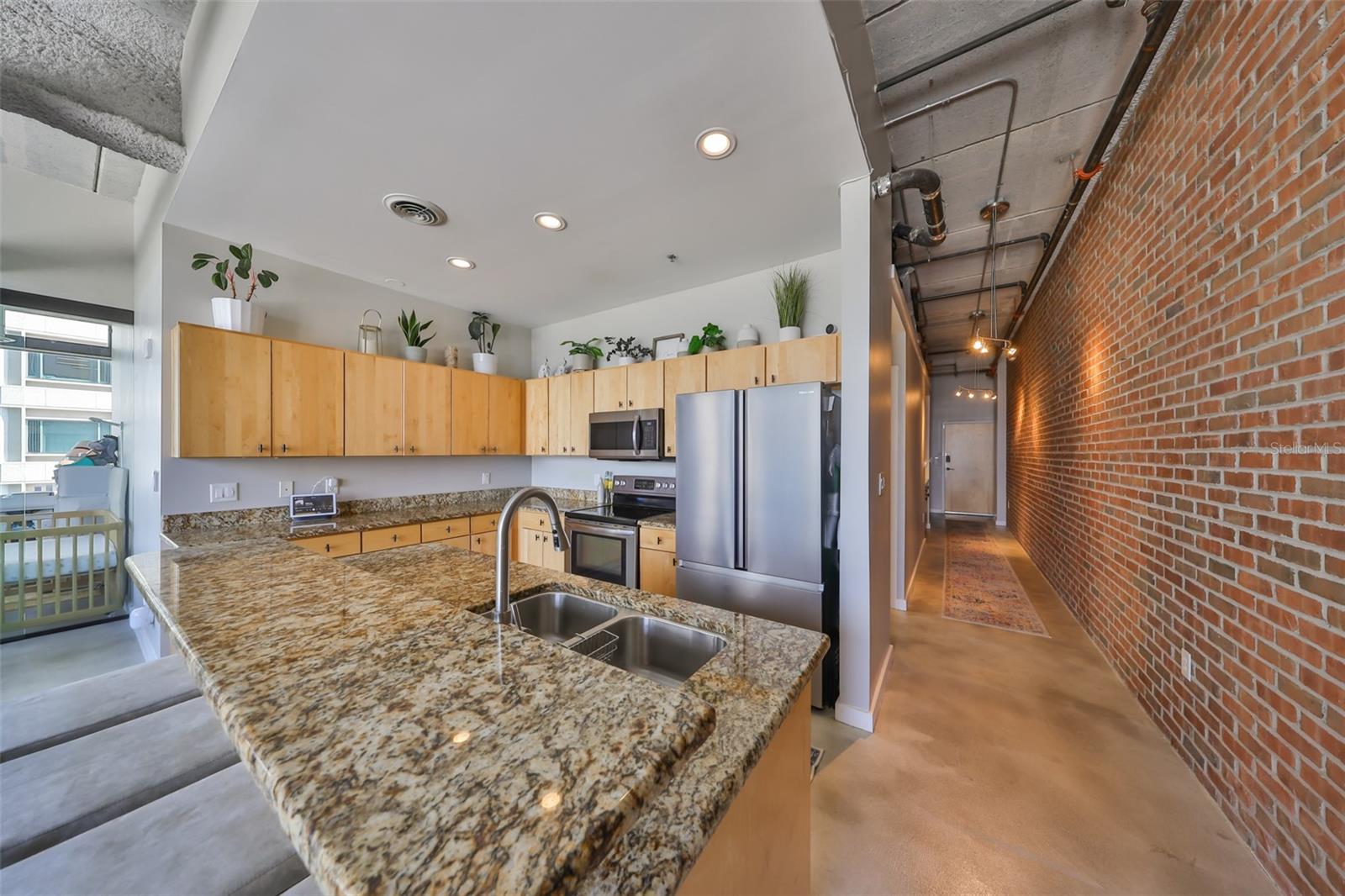 Image 9 of 36 For 175 2nd Street S 901