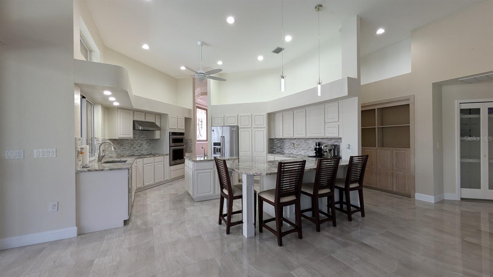 Image 12 of 79 For 4872 Silverthorne Court