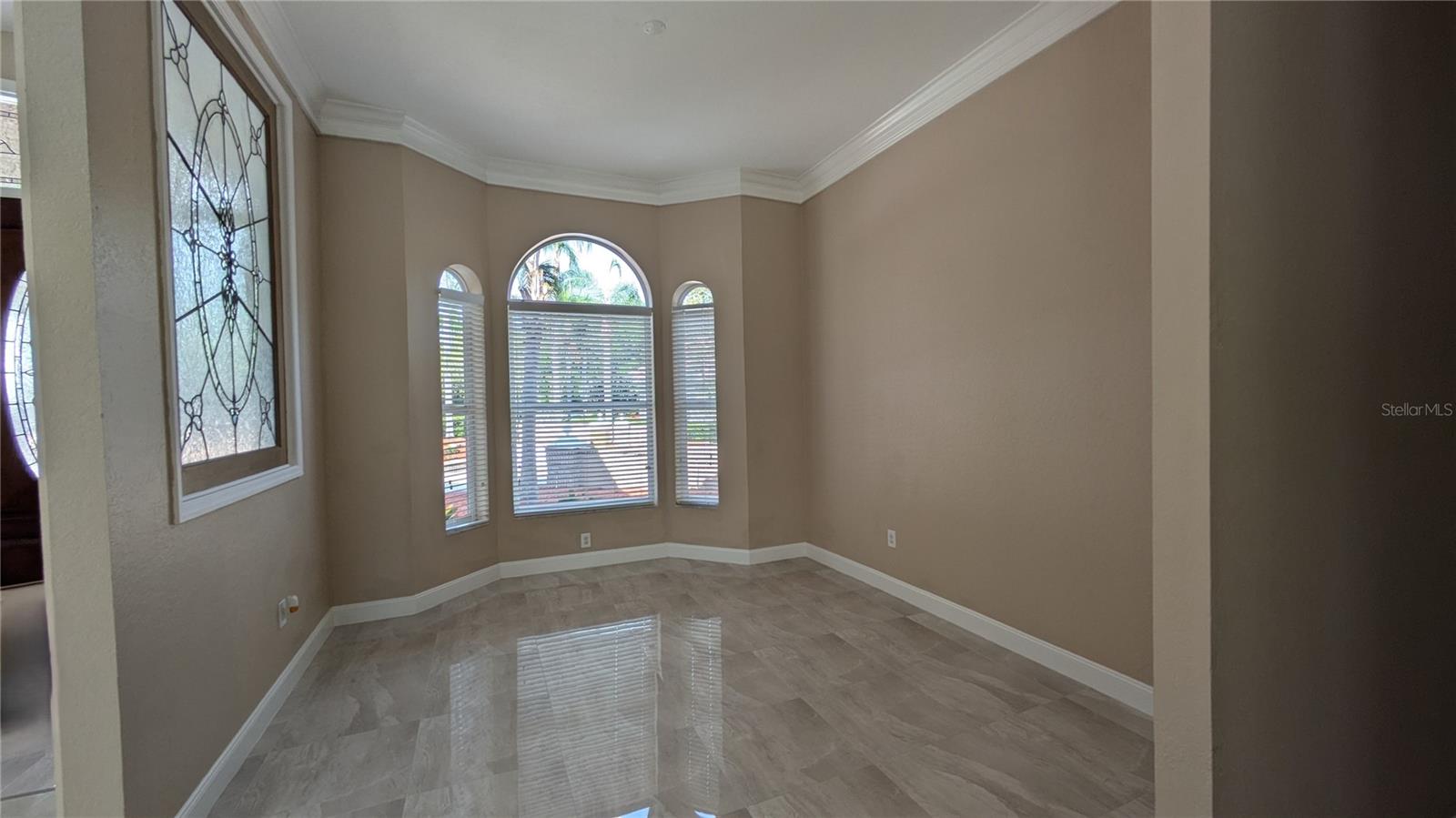 Image 20 of 79 For 4872 Silverthorne Court
