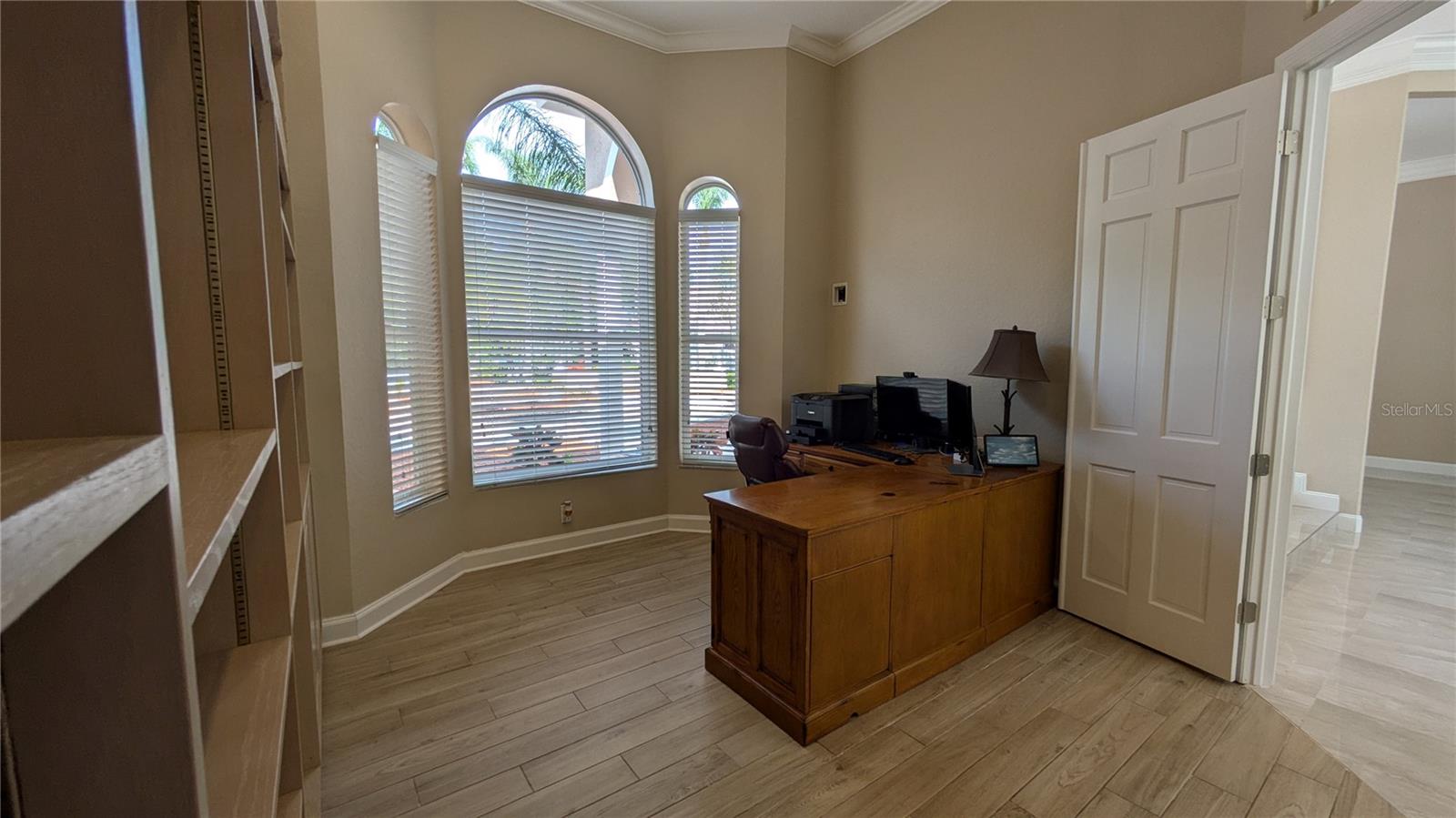 Image 29 of 79 For 4872 Silverthorne Court