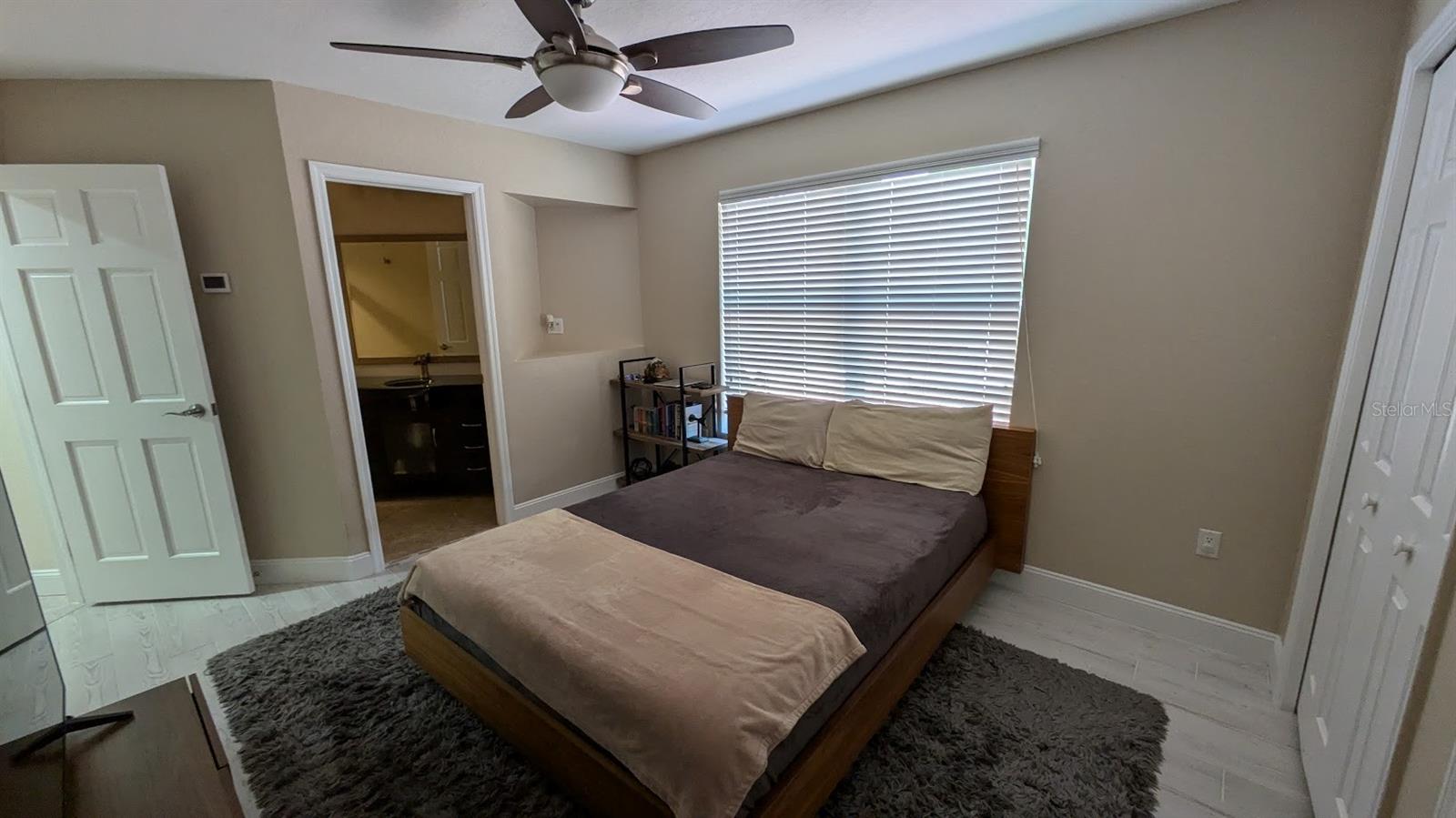 Image 34 of 79 For 4872 Silverthorne Court