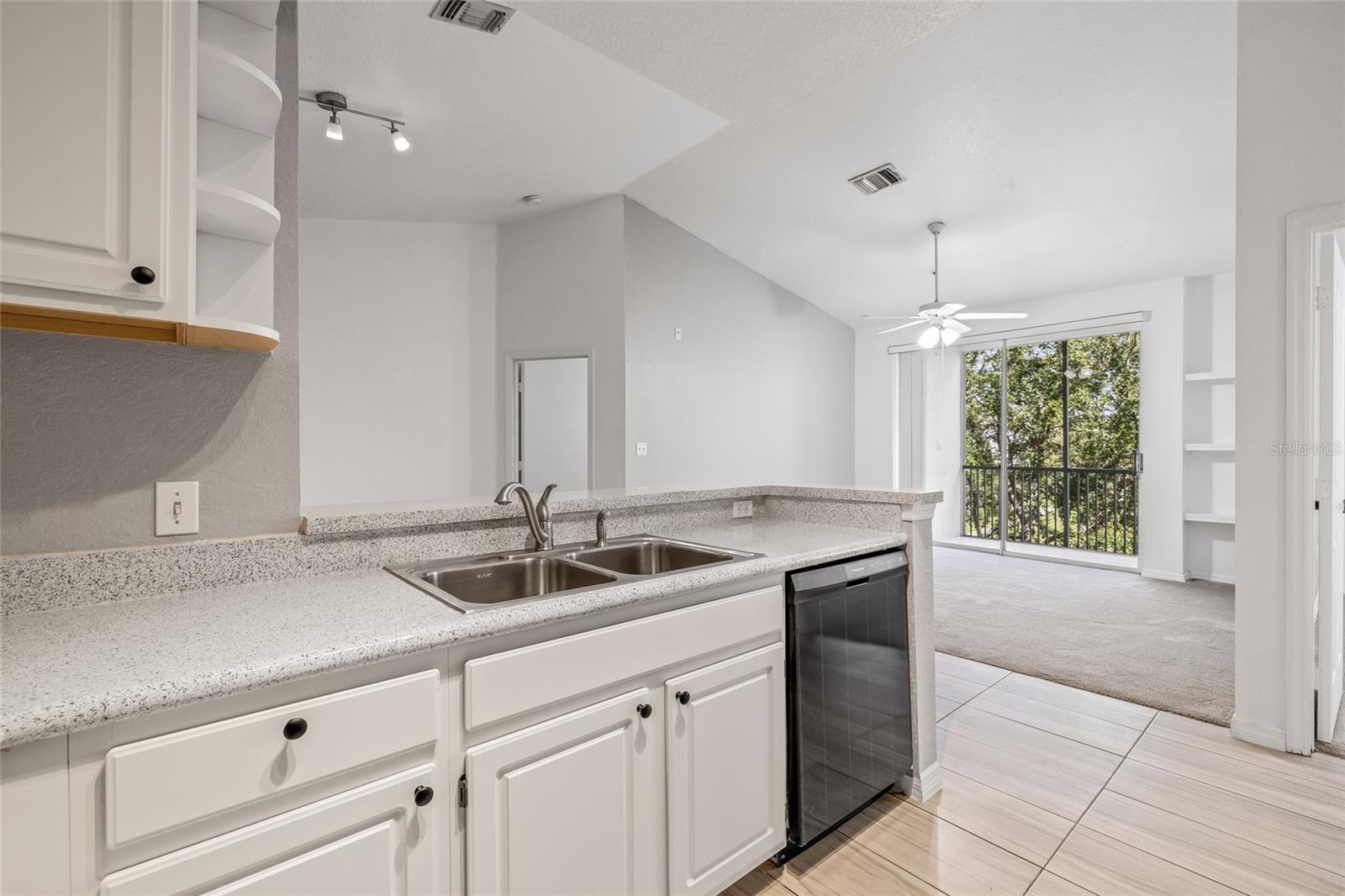 Image 14 of 45 For 5513 Legacy Crescent Place 303