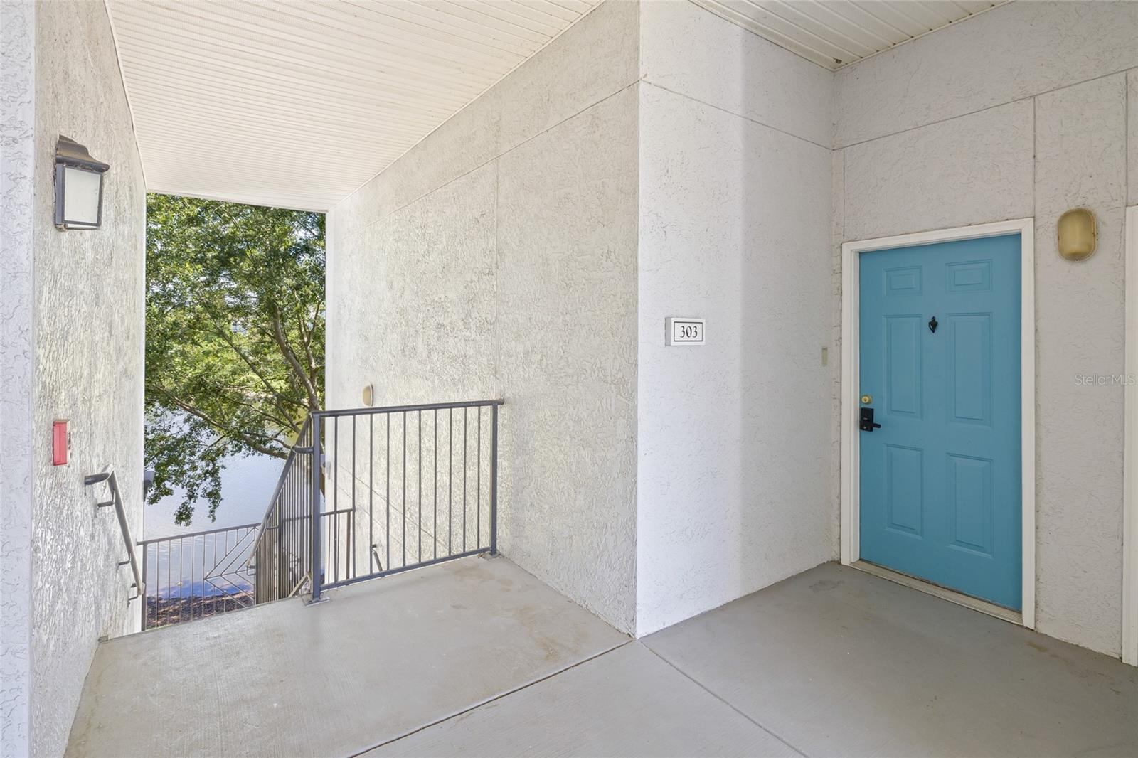 Image 4 of 45 For 5513 Legacy Crescent Place 303