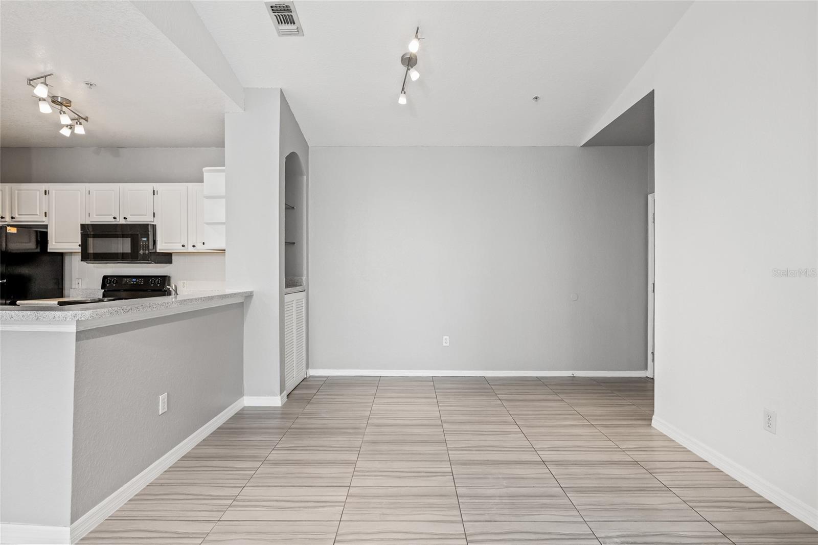 Image 8 of 45 For 5513 Legacy Crescent Place 303