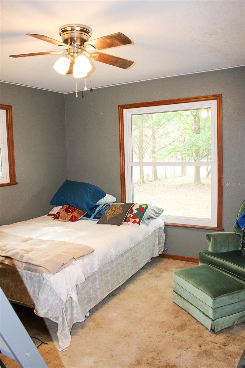 Listing photo id 26 for 16536 Caldwell Lane