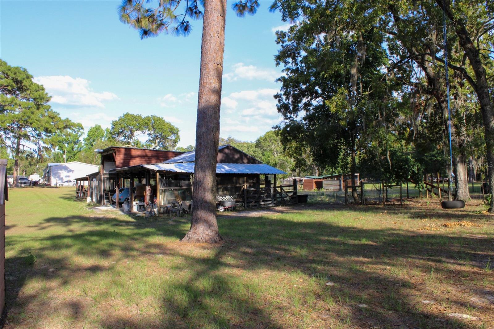 Listing photo id 54 for 16536 Caldwell Lane