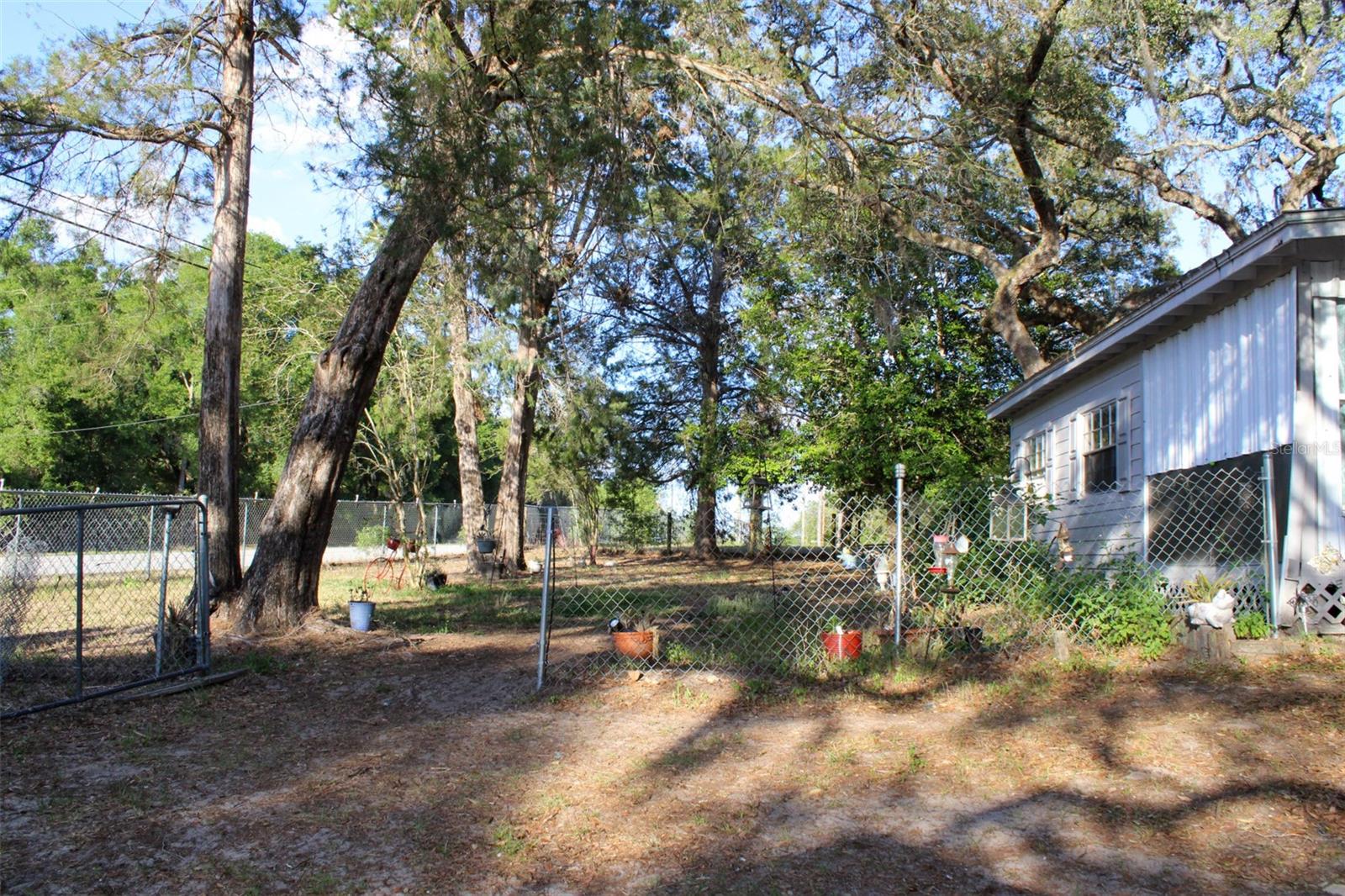 Listing photo id 60 for 16536 Caldwell Lane