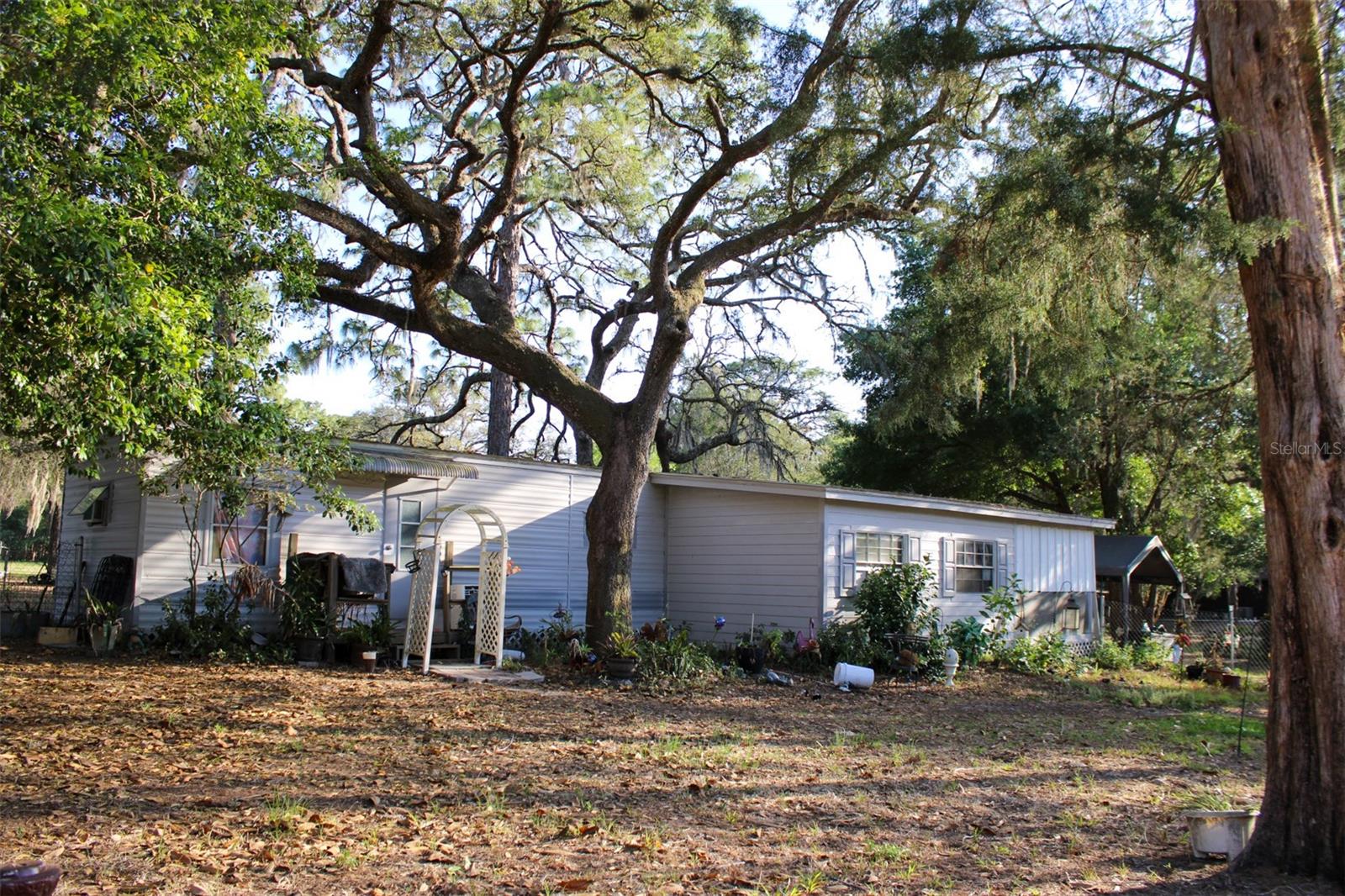 Listing photo id 61 for 16536 Caldwell Lane