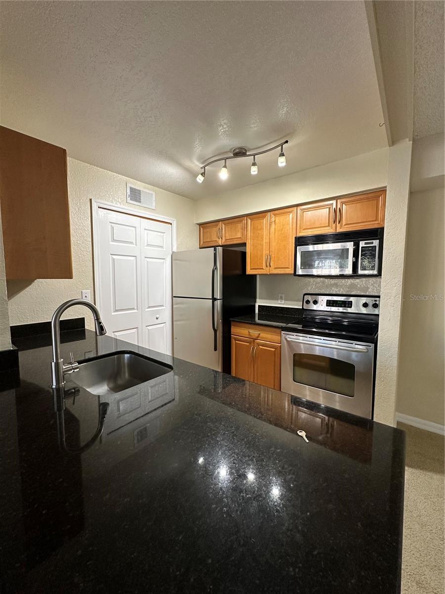 Image 12 of 42 For 3260 Haviland Court 202