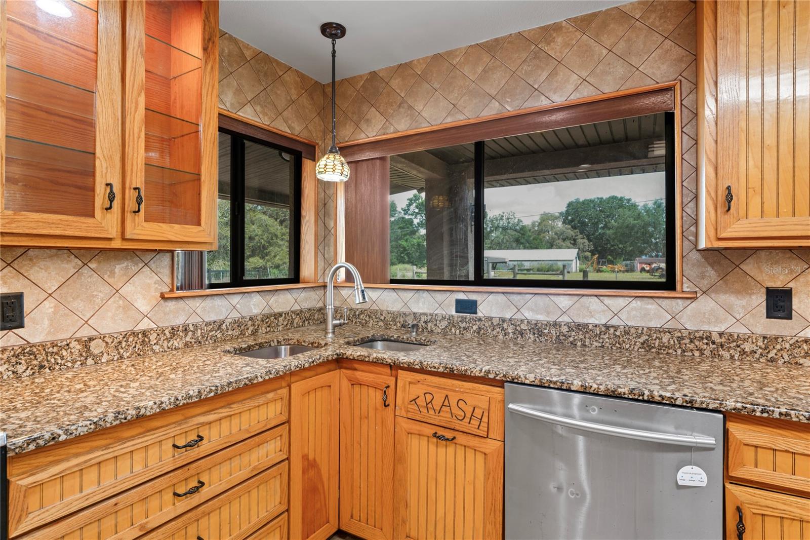 Image 13 of 62 For 39427 Comstock Lane