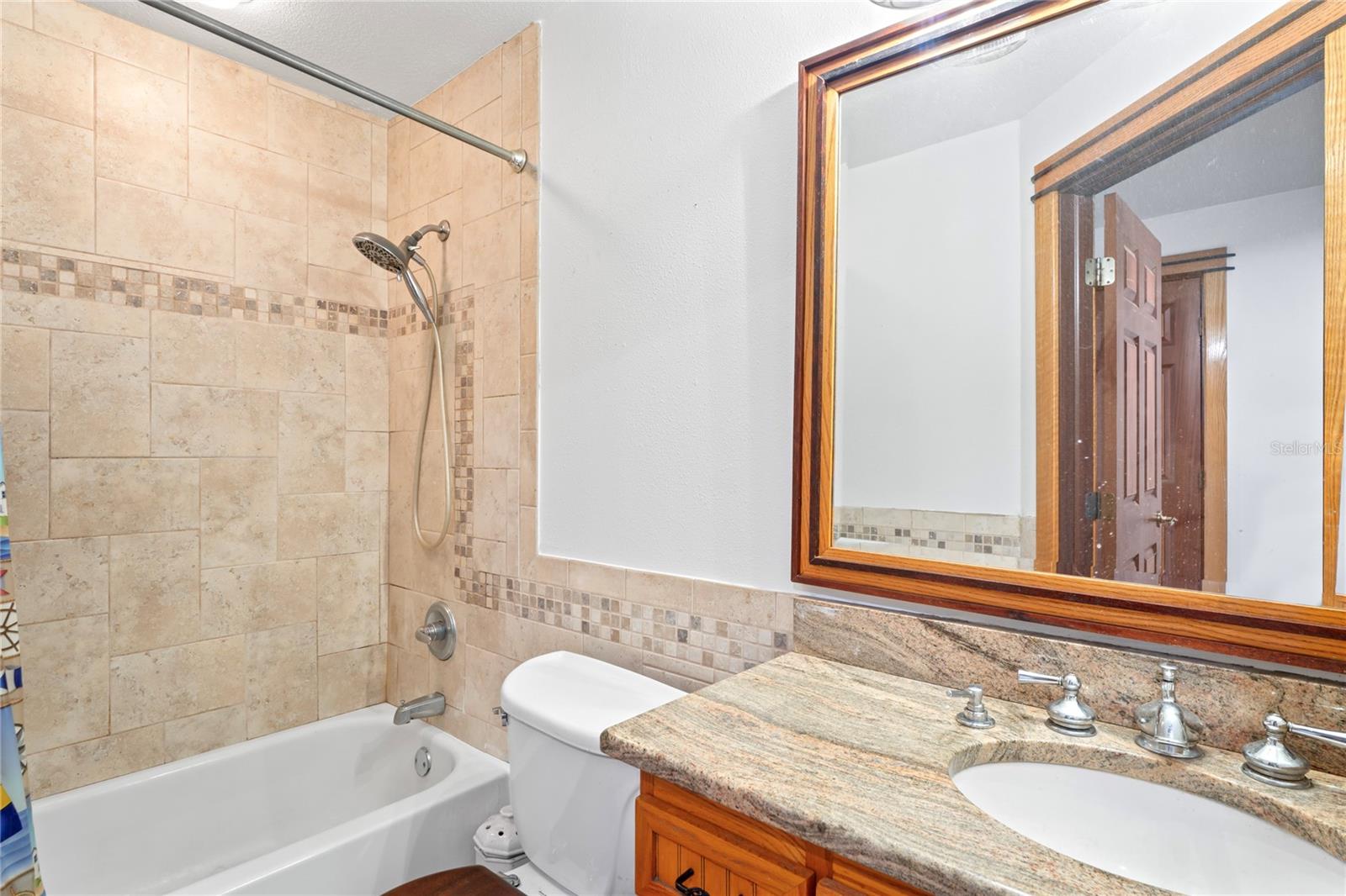 Image 27 of 62 For 39427 Comstock Lane