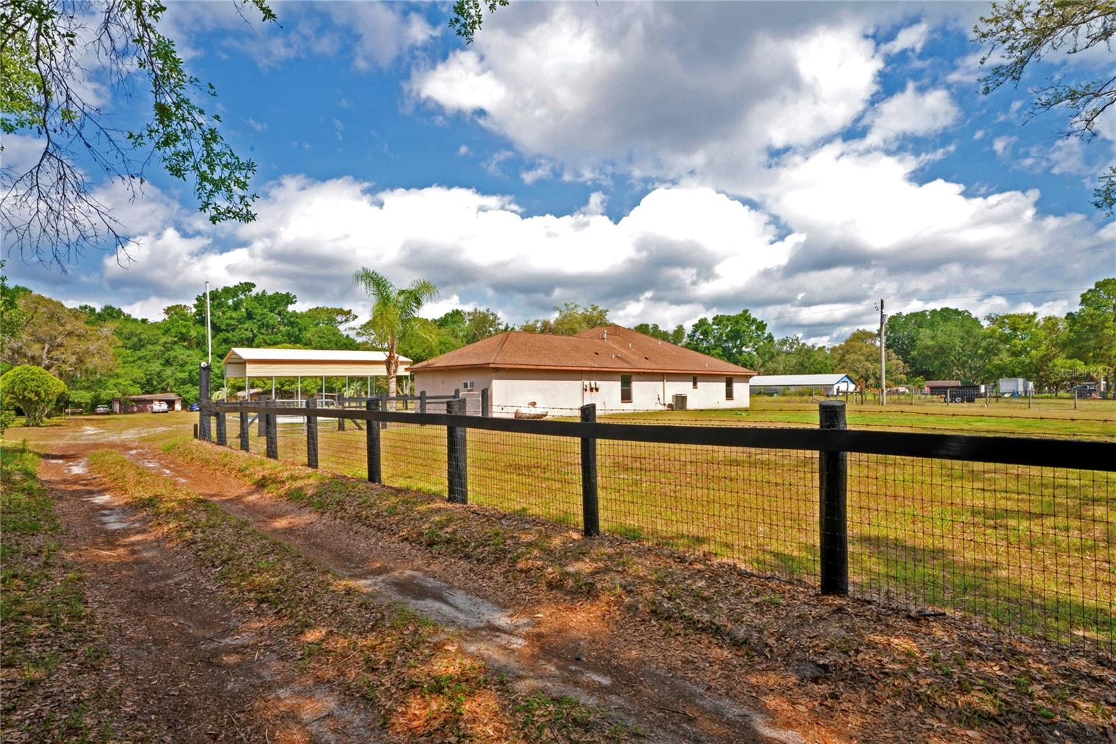 Image 49 of 62 For 39427 Comstock Lane