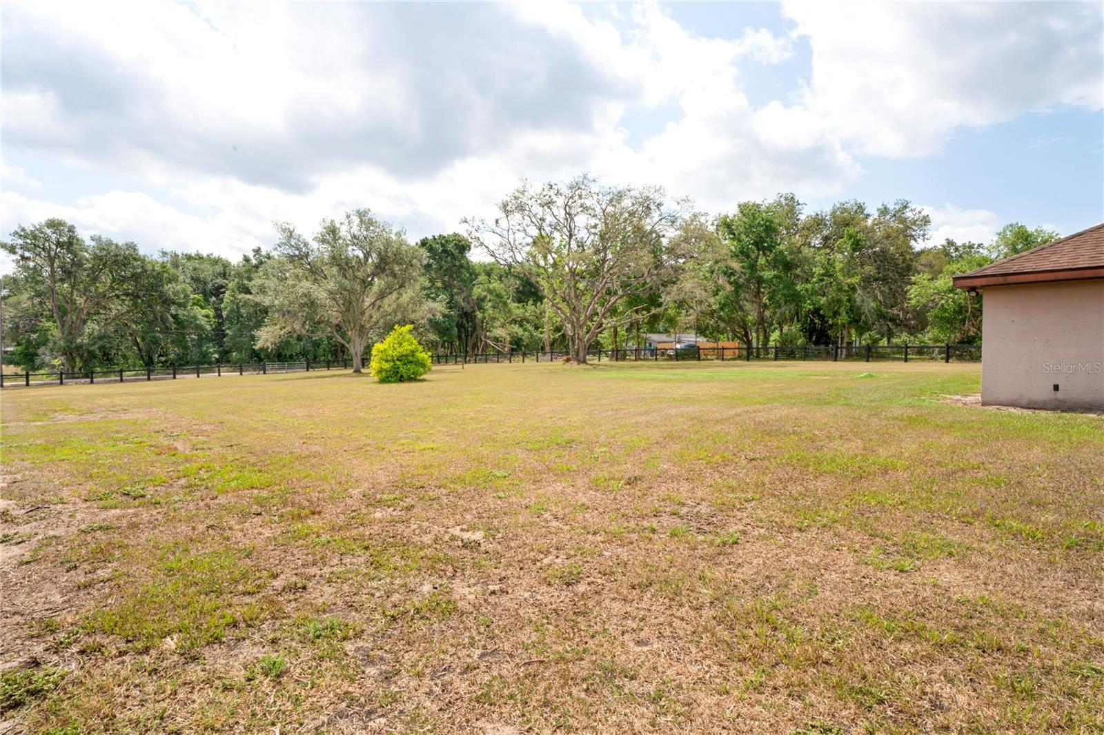 Image 53 of 62 For 39427 Comstock Lane
