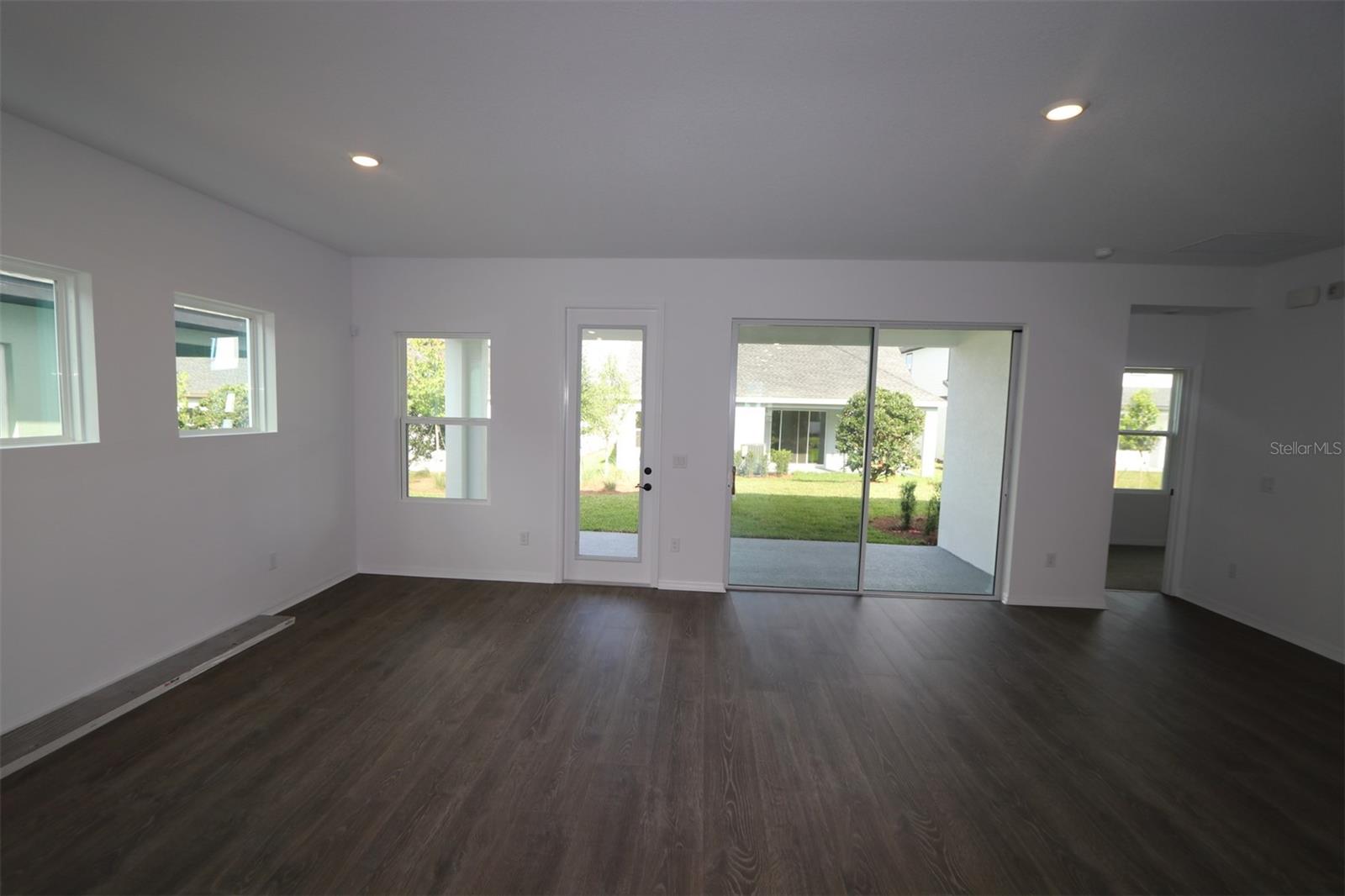 Image 12 of 17 For 6069 Sacred Oak Avenue