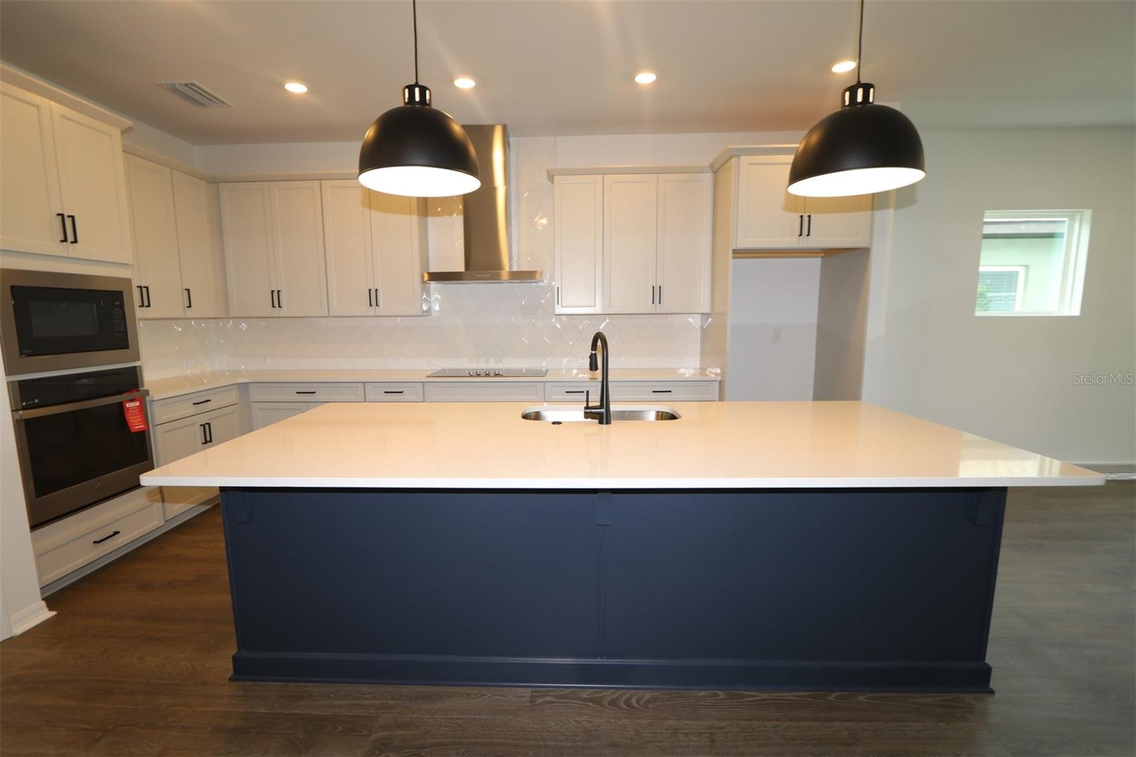Image 7 of 17 For 6069 Sacred Oak Avenue