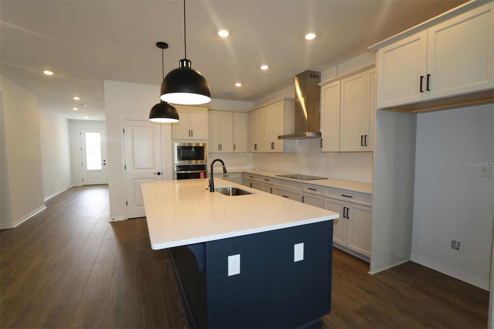 Image 8 of 17 For 6069 Sacred Oak Avenue