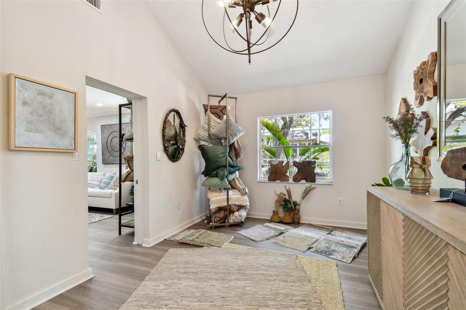 Image 32 of 79 For 246 2nd St N